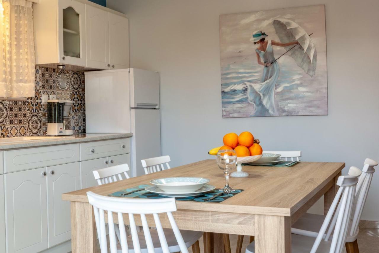 John Apartments Drepano  Luaran gambar